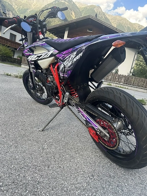 Beta RR 125 R Special Edition Supermoto Bild 7