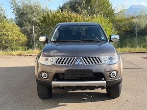 Mitsubishi L200 2.5D NUR 88.000 KM Doppelkabine Bild 2
