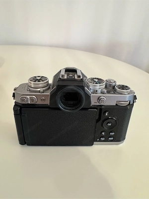Nikon Z fc