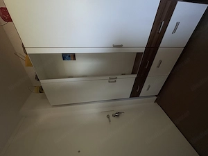 Kleiderschrank 