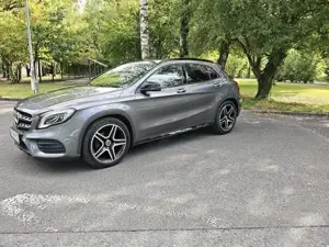 Mercedes-Benz GLA 200 d AMG Line | 88.750 km | Keyless  Hands-Free | Top-Zustand