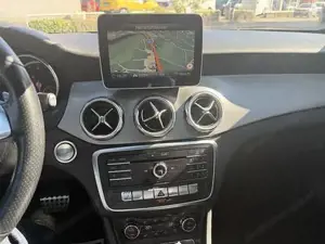 Mercedes-Benz GLA Bild 12