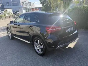 Mercedes Benz GLA 200 D Automatic AMG Line 2019 TOP! Bild 6
