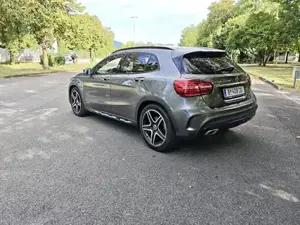 Mercedes-Benz GLA 200 d AMG Line | 88.750 km | Keyless  Hands-Free | Top-Zustand Bild 5