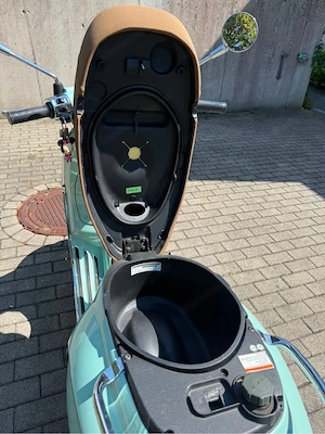 Vespa Primavera 50 4-Takt Bild 4