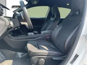Mercedes A 180 Aut. // AMG-Line Interieur // Rückfahrkamera Bild 10