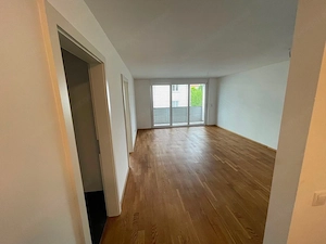 Vermiete 2 Zimmer Wohnung Bild 4