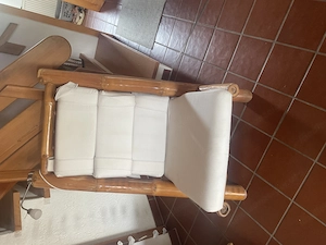 Sessel mit Leselampe zu verschenken