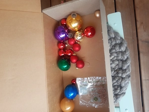 Christbaum Ständer grün und Christbaum Kugeln in verschiedenen Farben 59  VB Bild 4