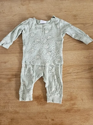 Süße Ripp-Pyjama-Sets in Hellblau & Mintgrün, Gr. 62 68   Top Zustand! Bild 2