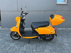 SNE Street Sound Elektro-Moped   2.390km   Pickerl bis Sep. 2027 Bild 3