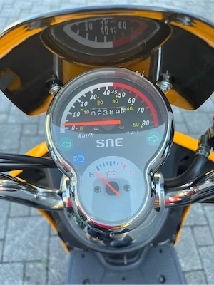 SNE Street Sound Elektro-Moped   2.390km   Pickerl bis Sep. 2027 Bild 2
