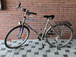 Fahrrad mit Gepäcksträger