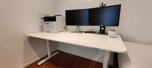 IKEA BEKANT Sitz- Stehschreibtisch weiß 160x80cm elektrisch höhenverstellbar Bild 3