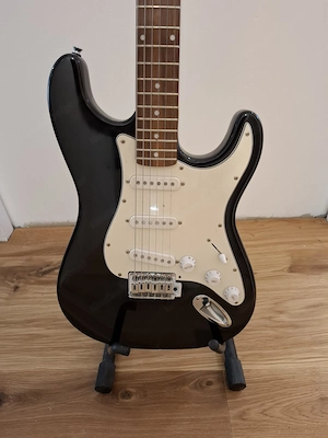 Lässige Gitarre  Bild 2