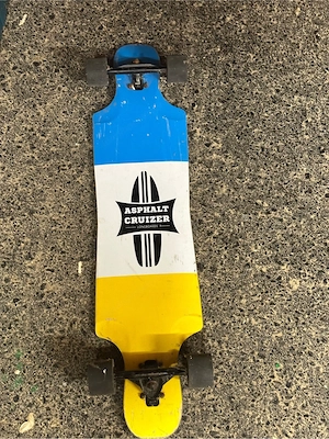 Skateboard benutzt Bild 3