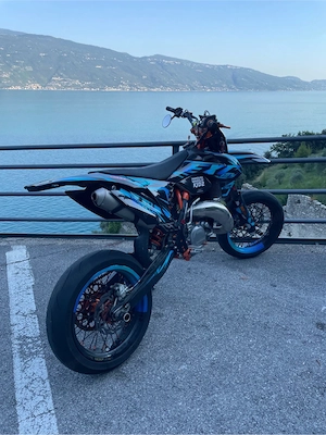 Ktm Exc 125 SixDays Bild 3