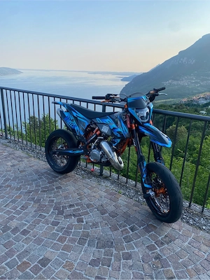 Ktm Exc 125 SixDays Bild 2