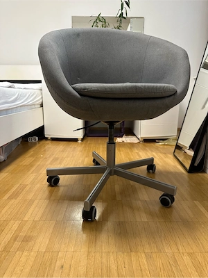 IKEA Skruvsta Drehstuhl Bild 2