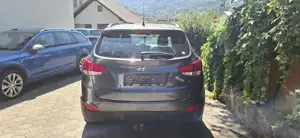 Verkaufe Hyundai IX35 Bild 2