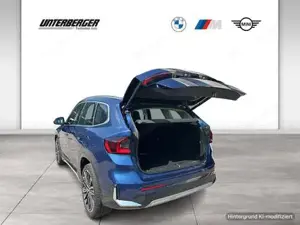 BMW X1 xDrive23i U11 B48 Bild 12