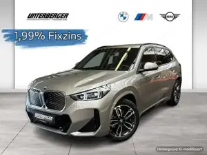 BMW iX1 eDrive20 1,99% Fixzinsaktion M Sportpaket Head-Up DAB