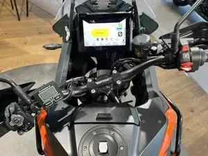 KTM 1290 Super Adventure S Viel Zubehör Bild 3