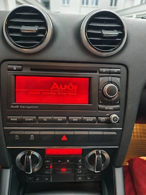 Audi A3 Sportback 2.0 TDI S-Line  Bild 9