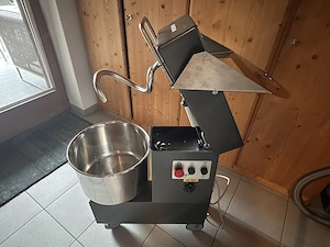 Teigknetmaschine Häussler SP15 Bild 3