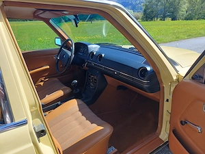 Mercedes 250 W123 Bild 6