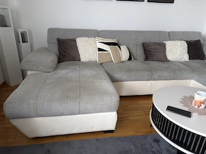 Kostenloses U-Sofa mit Schlaffunktion in Grau Weiß - Selbstabholung Bild 3