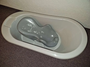 Bebe-jou Babybadewanne inkl. Ständer + Sitz Bild 2
