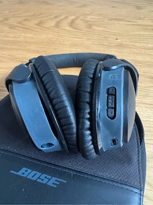 Bose SoundLink Overear Bluetooth Kopfhörer Bild 3