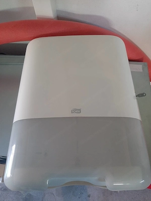 Neuer Tork Elevation H3 Papierhandtuchspender