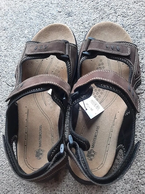 Herrensandalen Gr. 45, neu und ungetragen Bild 3