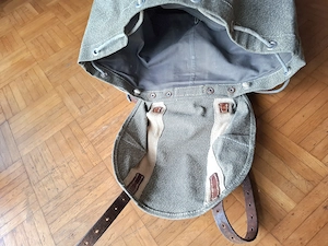 VINTAGE Rucksack, ehem. Militär Rucksack groß Bild 4
