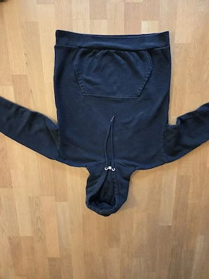 Kapuzenpullover schwarz ca. Gr. 158