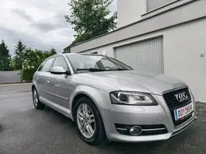 Audi A3 Sportback 2.0 TDI S-Line  Bild 2