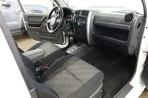 Suzuki Jimny Bild 16