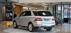 Mercedes-Benz ML Bild 7