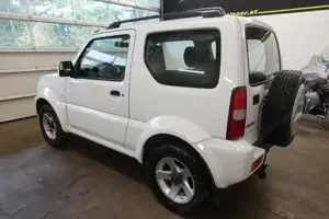 Suzuki Jimny Bild 6