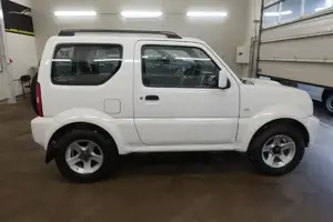 Suzuki Jimny Bild 3
