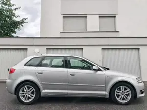 Audi A3 Sportback 2.0 TDI S-Line  Bild 3