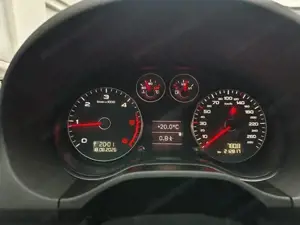 Audi A3 Sportback 2.0 TDI S-Line  Bild 8