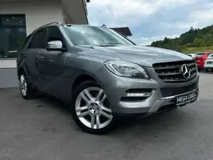 Mercedes-Benz ML 350 Bild 3