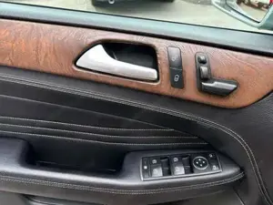 Mercedes-Benz ML 350 Bild 10