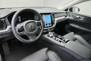 Volvo V60 Ultra, T6 Plug-in Hybrid, Elektrisch/Benzi Bild 4