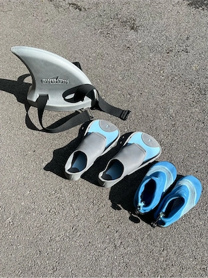 schwimm-Set (Haiflosse, Flossen, Schuhe)