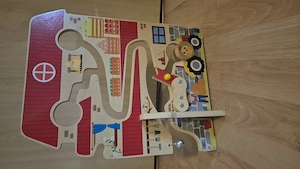 Holz Spielzeug Thema Bauernhof Polizeiwache Bild 2