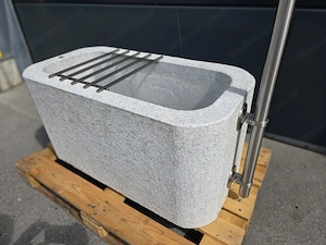 Granitbrunnen   Granittrog "Grander" inkl. V2A Edelstahlarmatur - Unikat Bild 5